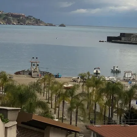 アパート Rosal Schiso